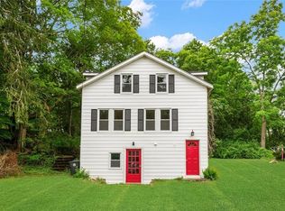 5 Albro Ln, Coventry, RI 02816