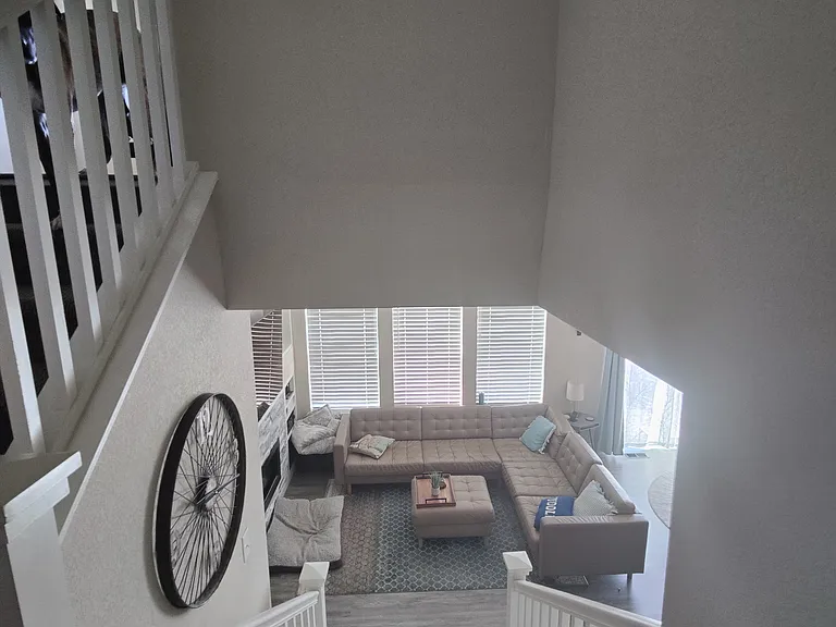 201 W Jamison Ct — Photo 12