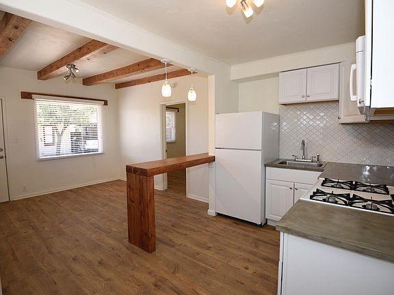 Living area/ kitchen