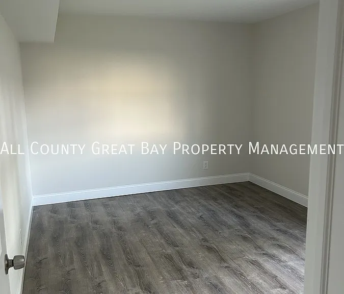 60 Cedar Ct #1 — Photo 10