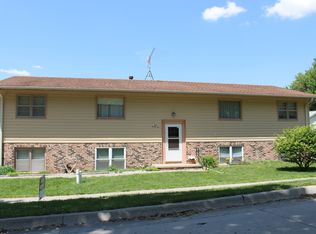 122 S Mildred St, Carson, IA 51525