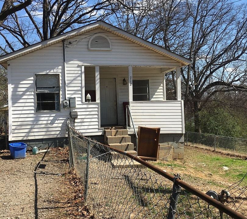 1st image of 712 N 17th St