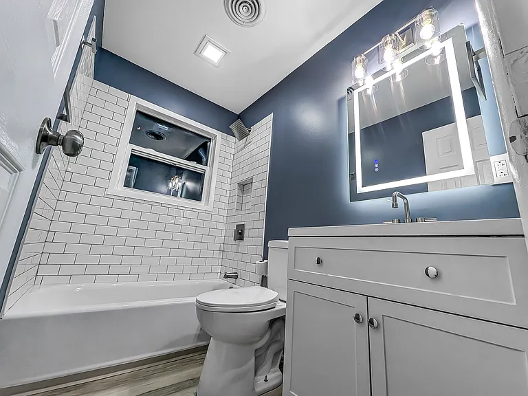 1803 Putnam St — Photo 18