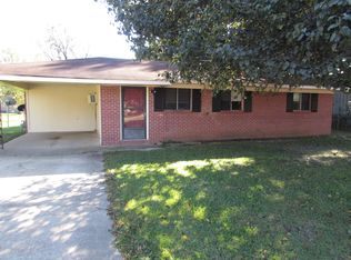 26 E Division St, Foxworth, MS 39483