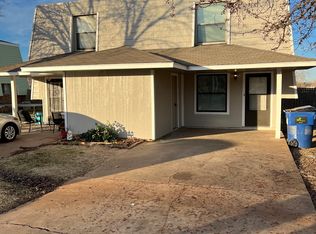 1109 N 5th St, Noble, OK 73068