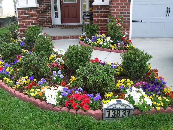 flower bed front yard