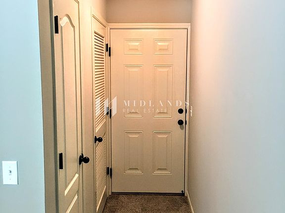 3rd image of 8009 S 49th St APT 3