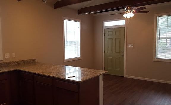 5th image of 2733 Gladiolus St