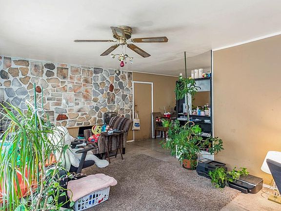4th image of 6666 Meadowlark Dr