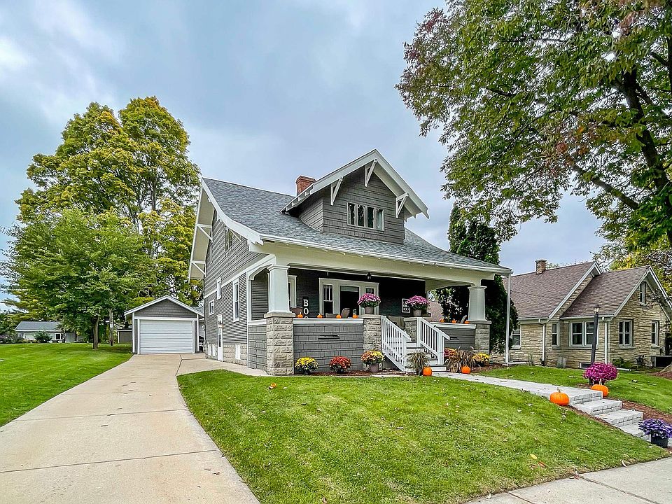 1st image of 303 W Cherry Dr
