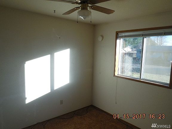 3rd image of 104 Cedarwood Dr