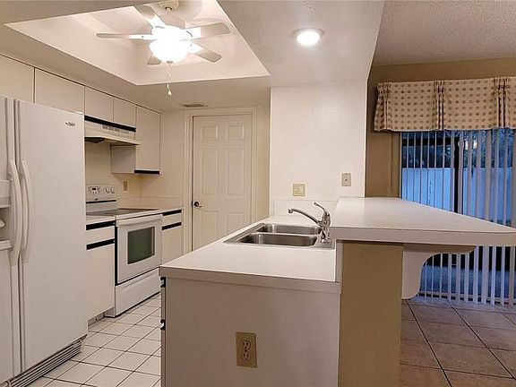 5th image of 705 Florida Palms Ct