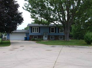 65 Janedale Dr, Fremont, IN 46737