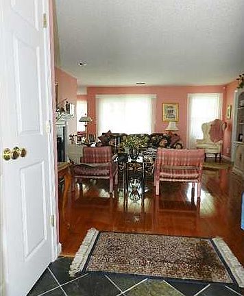 3rd image of 1016 Waters Edge Dr #16D
