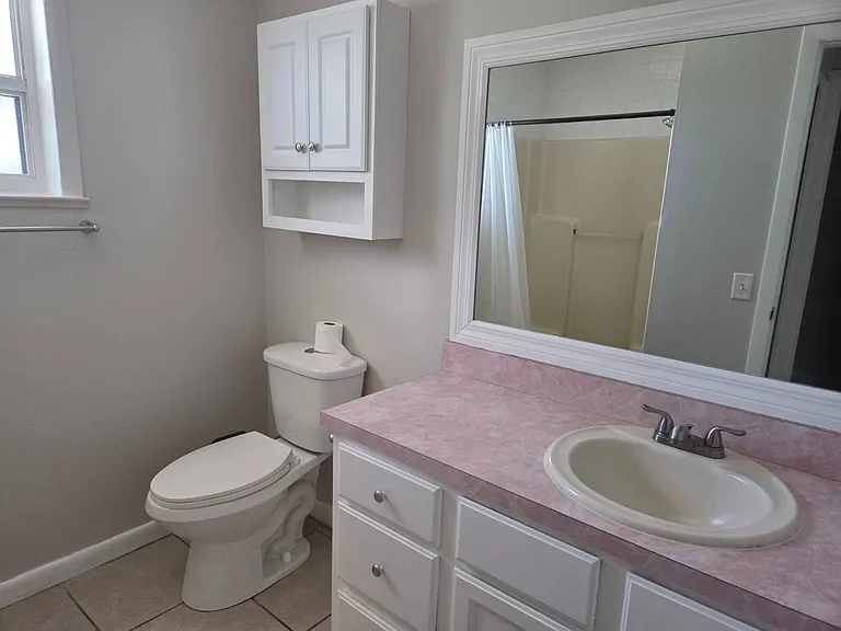 208 Mirador Dr — Photo 12