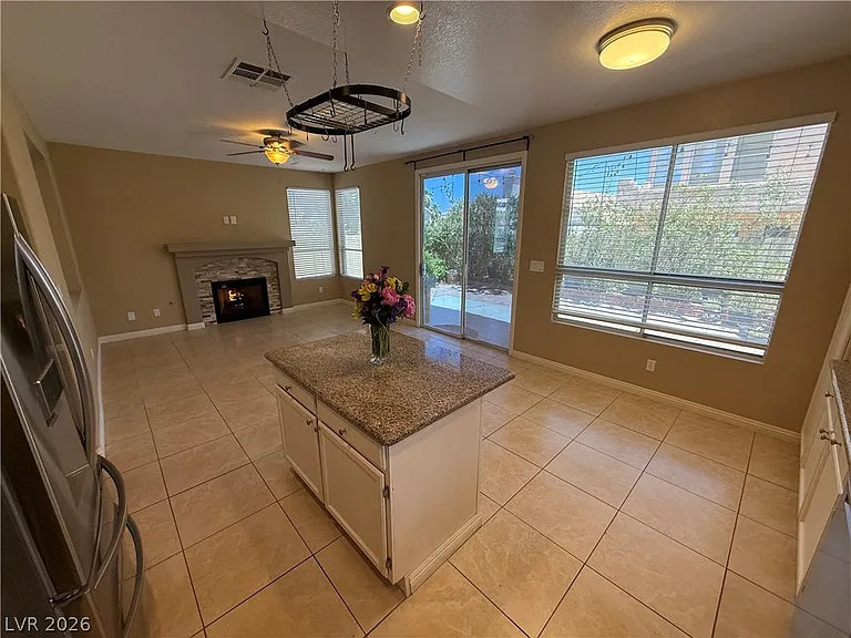 136 Serenade Ct — Photo 12