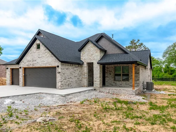 3067 NW Shelton Rd, Fayetteville, AR 72703