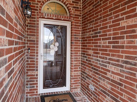 FRONT DOOR ENTRANCE