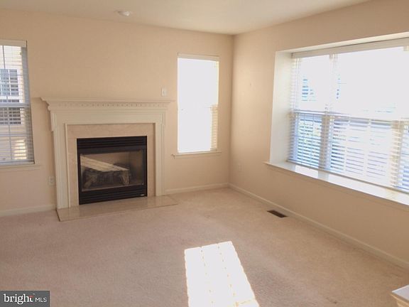 5th image of 143 Granite Ln #6