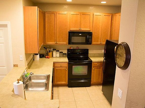 4th image of 2316 Grand Central Pkwy APT 3