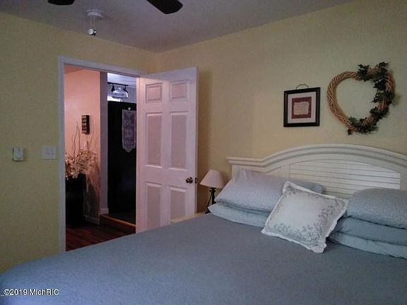 5th image of 6538 W Hemlock St