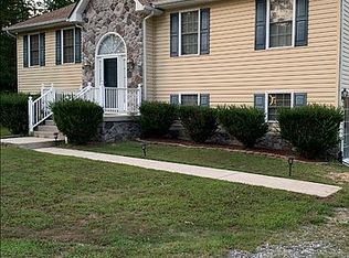 24433 Oxford Rd, Ruther Glen, VA 22546