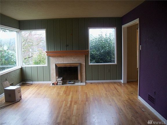 4th image of 135 Beacon Hill Dr