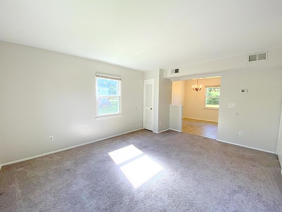 4th image of 916 Pyrtle Dr #A