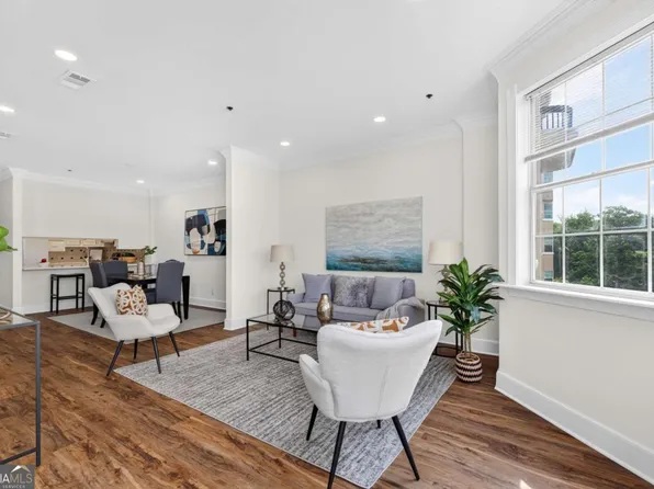 2499 Peachtree Rd NE APT 508, Atlanta, GA 30305