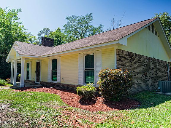 2nd image of 12499 Red Fox Dr