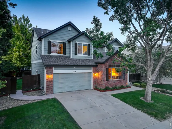 1516 Red Mountain Dr, Longmont, CO 80504