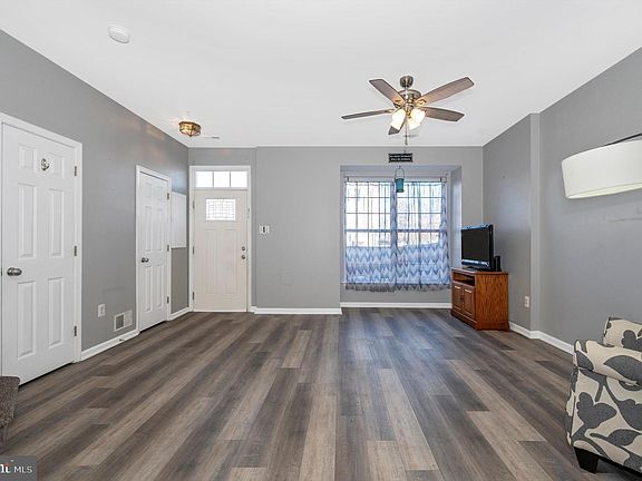 4th image of 5185 Duke Ct