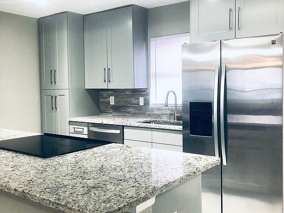 4th image of 1600 Sunside Sq #1600