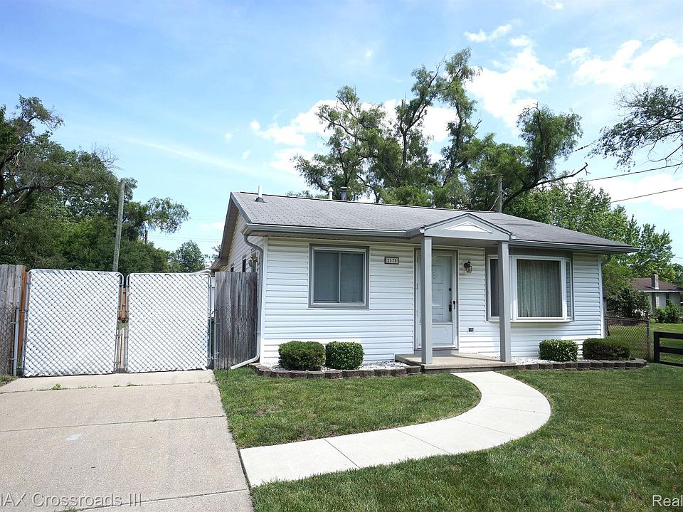 1st image of 2175 Bradley Ave