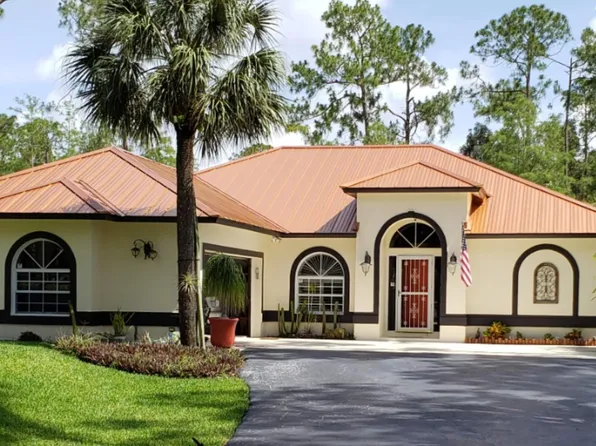 5077 Teak Wood Dr, Naples, FL 34119