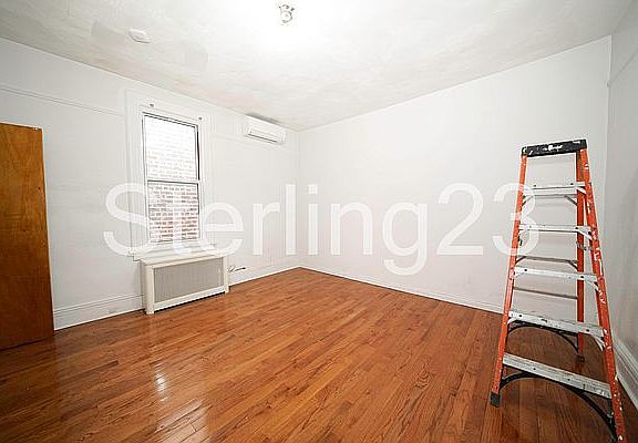 5th image of 31-52 45th St #3