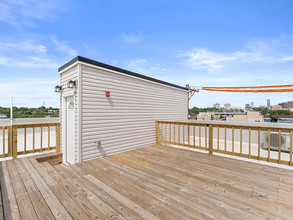 3500 Wharton St #203