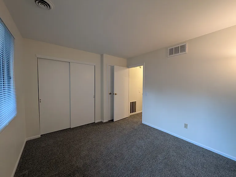 Milrace Dr — Photo 9