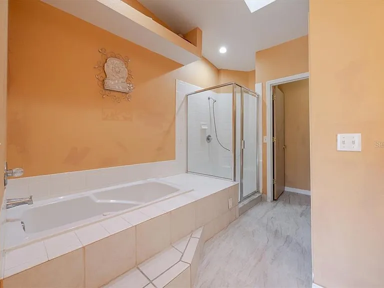 203 Coco Plum Dr #MAIN — Photo 19