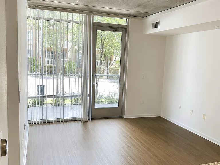 3498 Dickason Ave — Photo 3