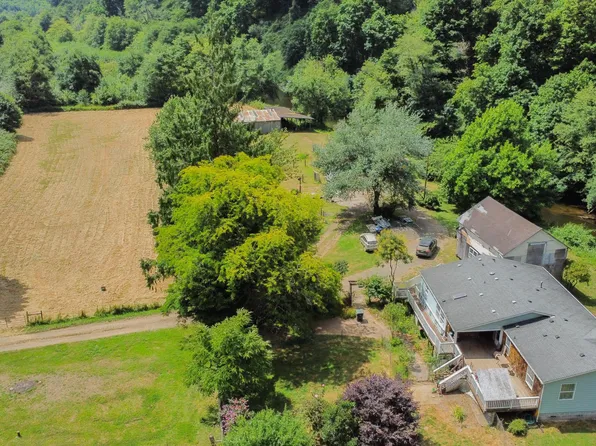 1371 Harlan Rd, Eddyville, OR 97343