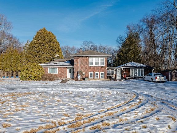 2nd image of 731 Hilldale Ave