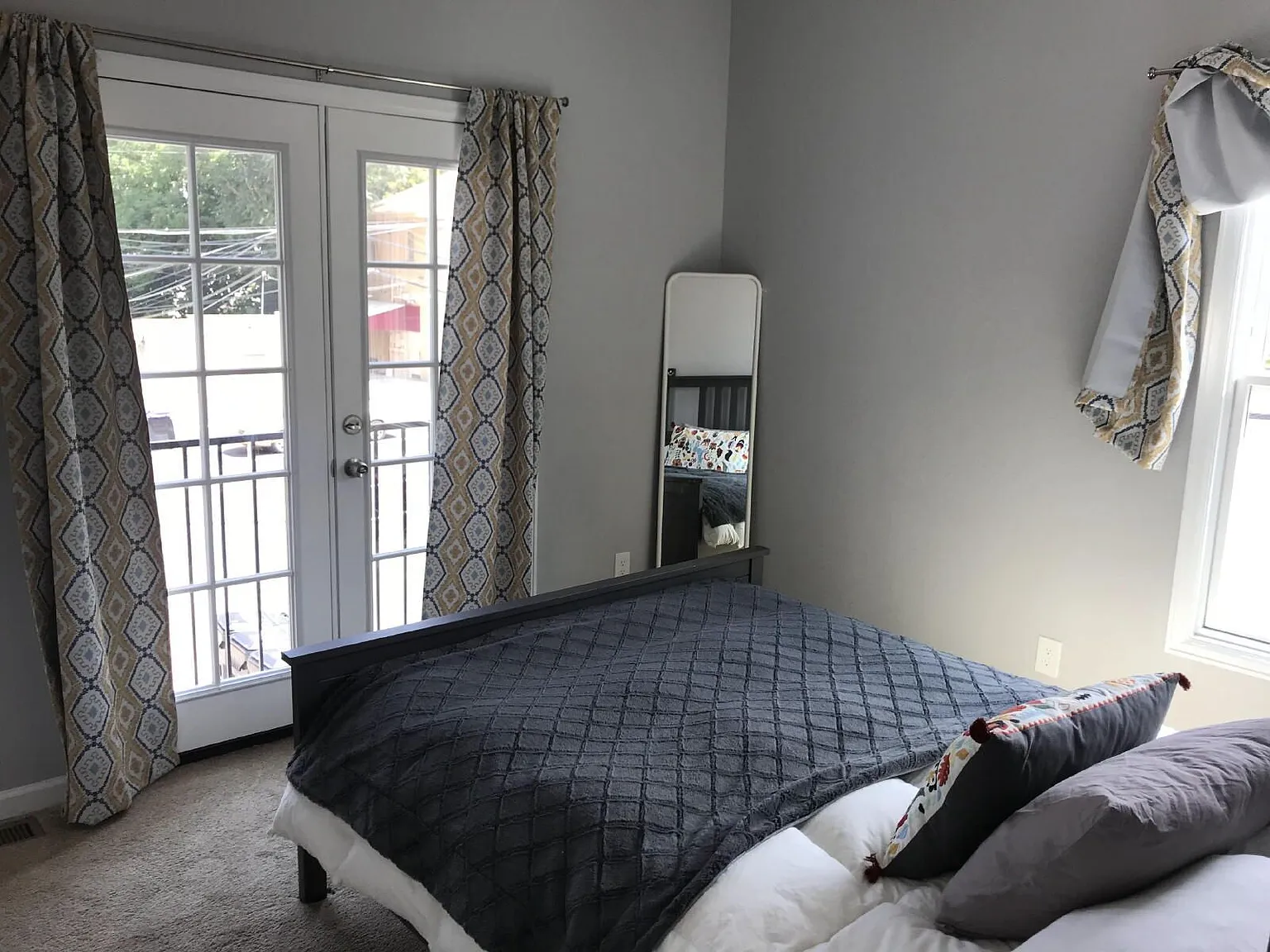 1 bed, 1.0 bath, 650 sqft, $1,650 — Photo 2