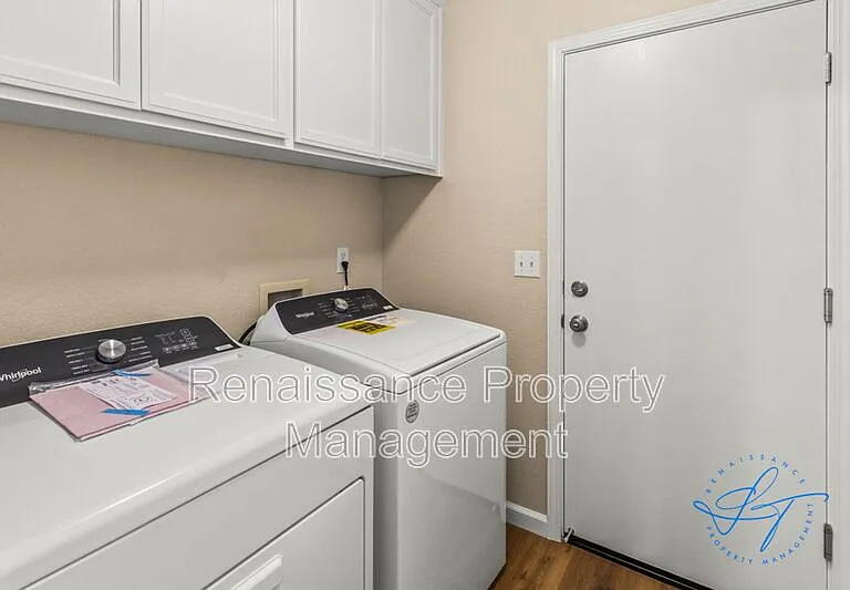 1539 Abrew Way — Photo 16