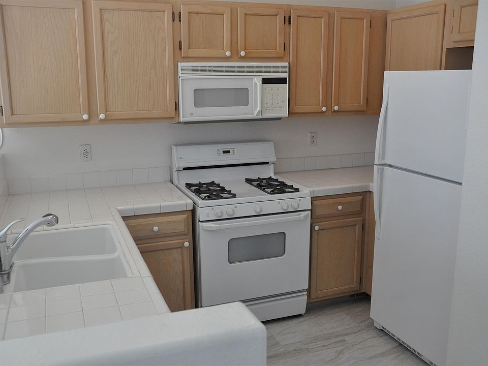 1st image of 1626 N Jones Blvd