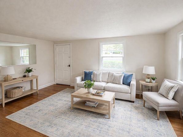45 Cedar Ave APT 1