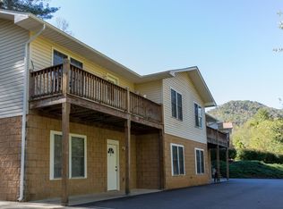 15 Slate Mtn #66AYGJKSZ, Cullowhee, NC 28723