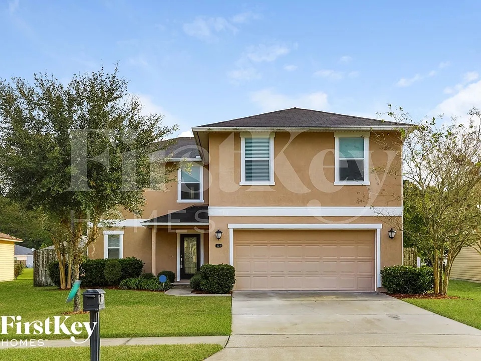 208 Straw Pond Way