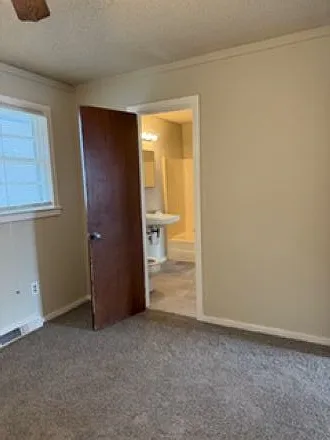 28 Scottie Ct #B — Photo 7