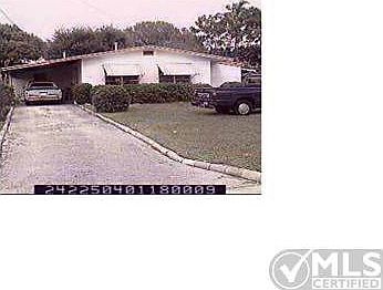 2nd image of 218 Gardenia Ave